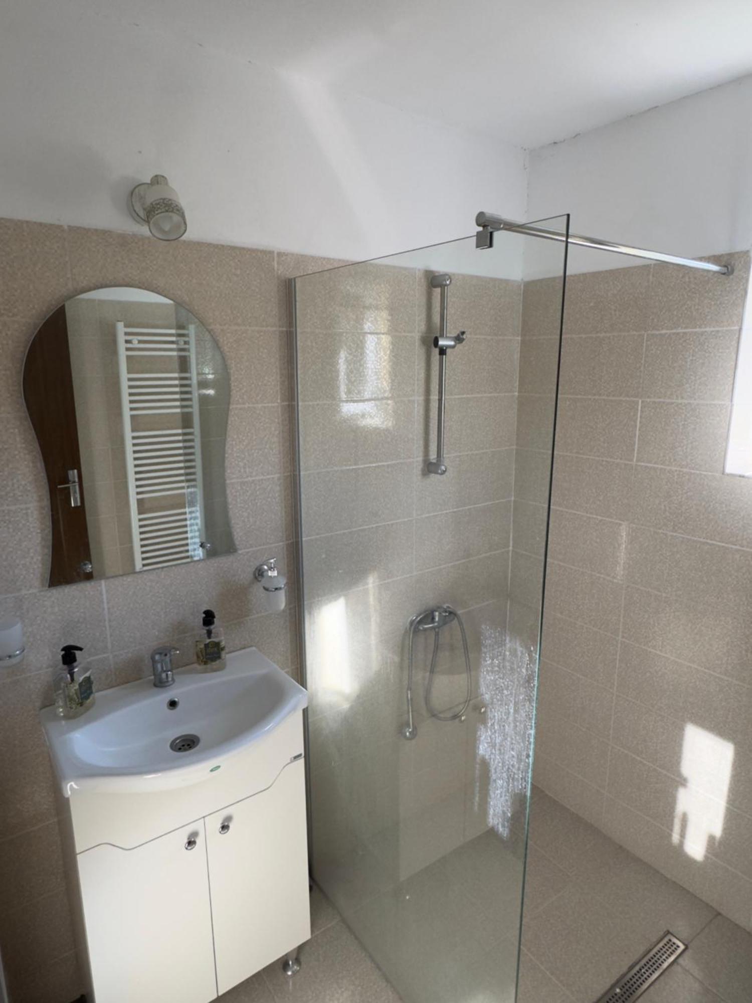 Hotel Casa Lucia à Ocnele Mari Extérieur photo